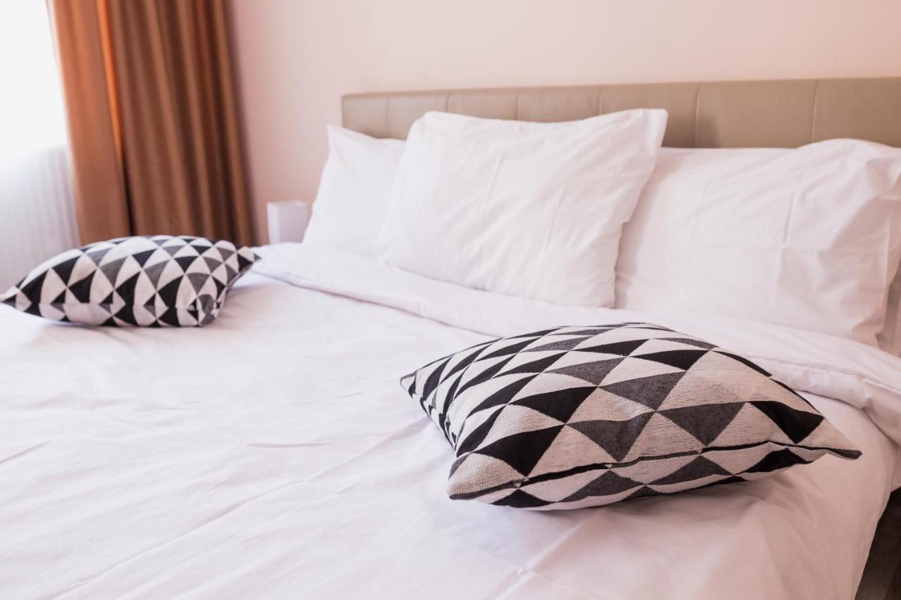 Alpin Central Studio Apartment บราชอฟ ภายนอก รูปภาพ